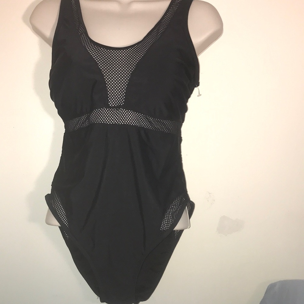 BNWOT YMI mesh one piece swim suit